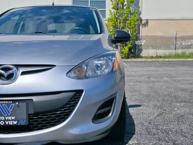 2013 Mazda MAZDA2 GX CLEAN CARFAX5 SPEED MANUAL - Photo 12