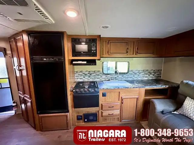 2017 STARCRAFT STARCRAFT 24RLS Travel Trailer - Photo 10
