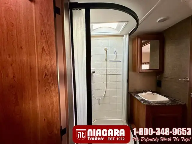 2017 STARCRAFT STARCRAFT 24RLS Travel Trailer - Photo 18