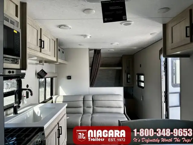 2026 COACHMEN CATALINA SUMMIT SERIES 8 261BH Travel Trailer - Photo 8