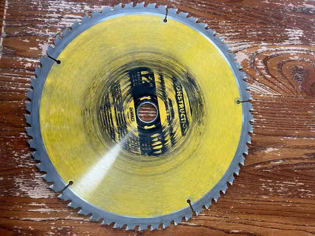 dewalt 12" 3 pack used, no missing teeth, still very sharp - Photo 2