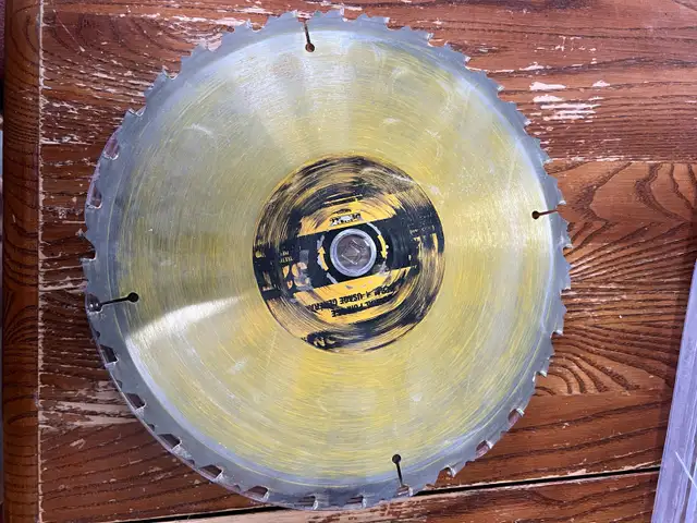 dewalt 12" 3 pack used, no missing teeth, still very sharp - Photo 3