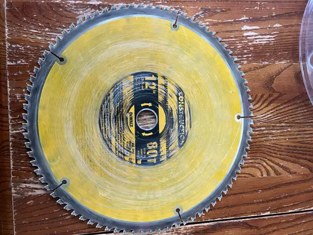 dewalt 12" 3 pack used, no missing teeth, still very sharp - Photo 4