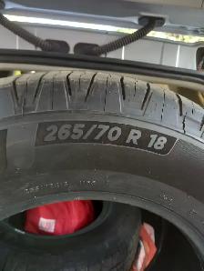 2 tires MICHELIN 265/70/R18 all season. 2 year old Truck tires. - Photo 5