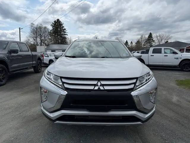 2019 Mitsubishi Eclipse Cross ES S-AWC CERTIFIED! - Photo 3