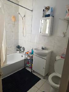Grand 5½ lumineux à Laval | 3 grandes chambres | Disponible main