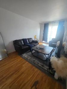 Grand 5½ lumineux à Laval | 3 grandes chambres | Disponible main - Photo 2