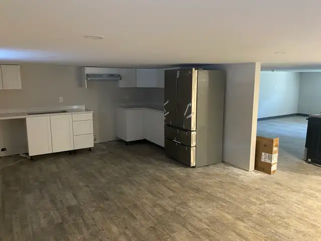 basement apartment - Photo 2