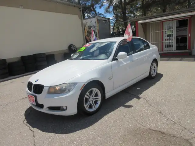 2011 BMW 3 Series XI - Photo 3