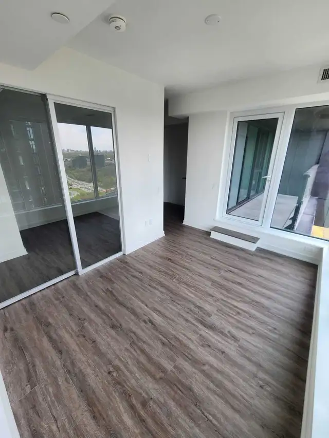 2 Bedroom 2 Wr 5 Quarrington Lane Don Mills/Leslie/eglinton - Photo 5