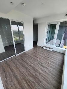 2 Bedroom 2 Wr 5 Quarrington Lane Don Mills/Leslie/eglinton - Photo 5