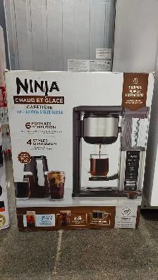 Coffee Maker Ninja Hot & Iced  with Rapid Cold Brew, featuring