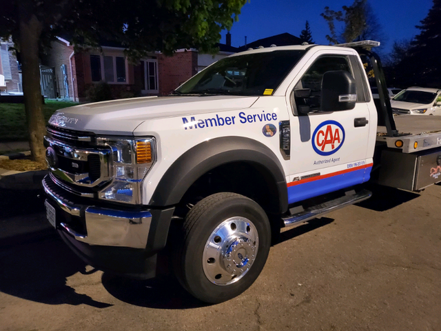 TOW OPERATOR NEEDED IN LONDON ON - Photo 2