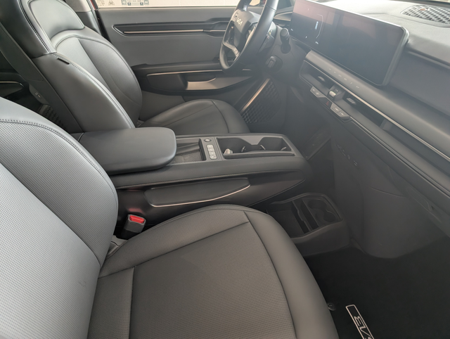 2024 Kia EV9 Land AWD, - Photo 8