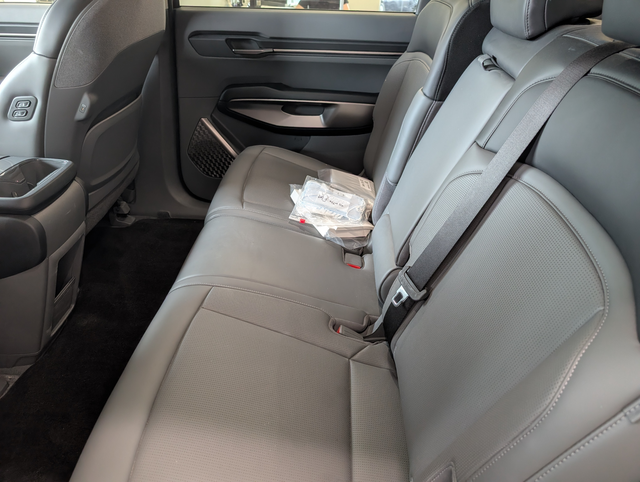 2024 Kia EV9 Land AWD, - Photo 11