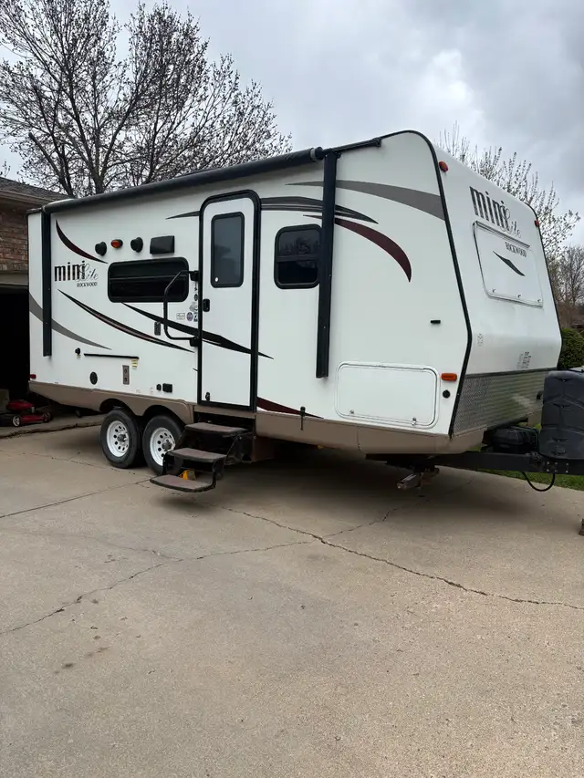 2016 Rockwood Mini Lite Trailer