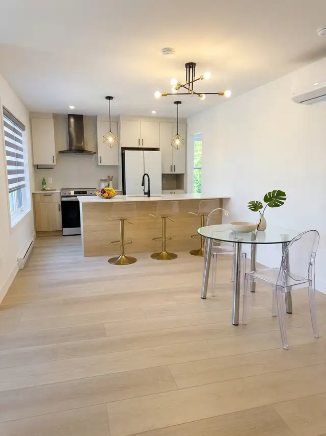 NEW 3-Bedr | 2 Parking | Internet | Near REM