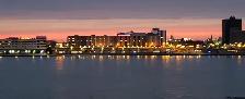 Detroit Skyline Views| Upscale Main Flr Suite| Private Entrance