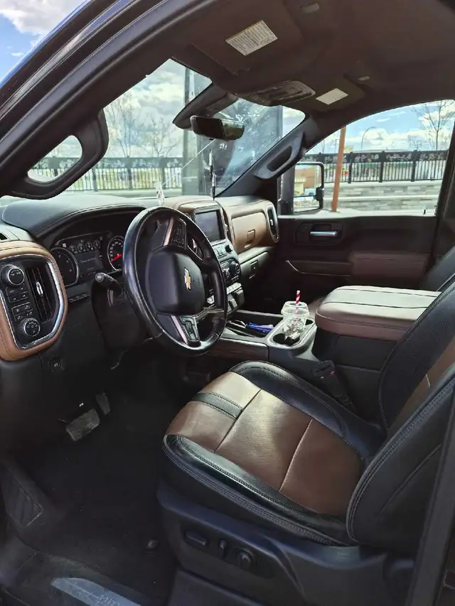 2023 high country duramax - Photo 10