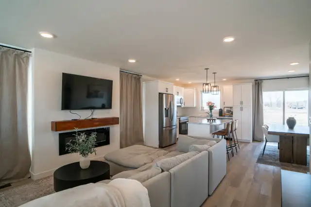 JUST Listed in Grunthal! - Photo 3