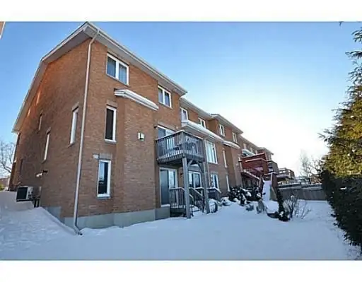 Rooms for Rent in a 4-Bedroom House Near TOH/CHEO ($745/month) - Photo 2