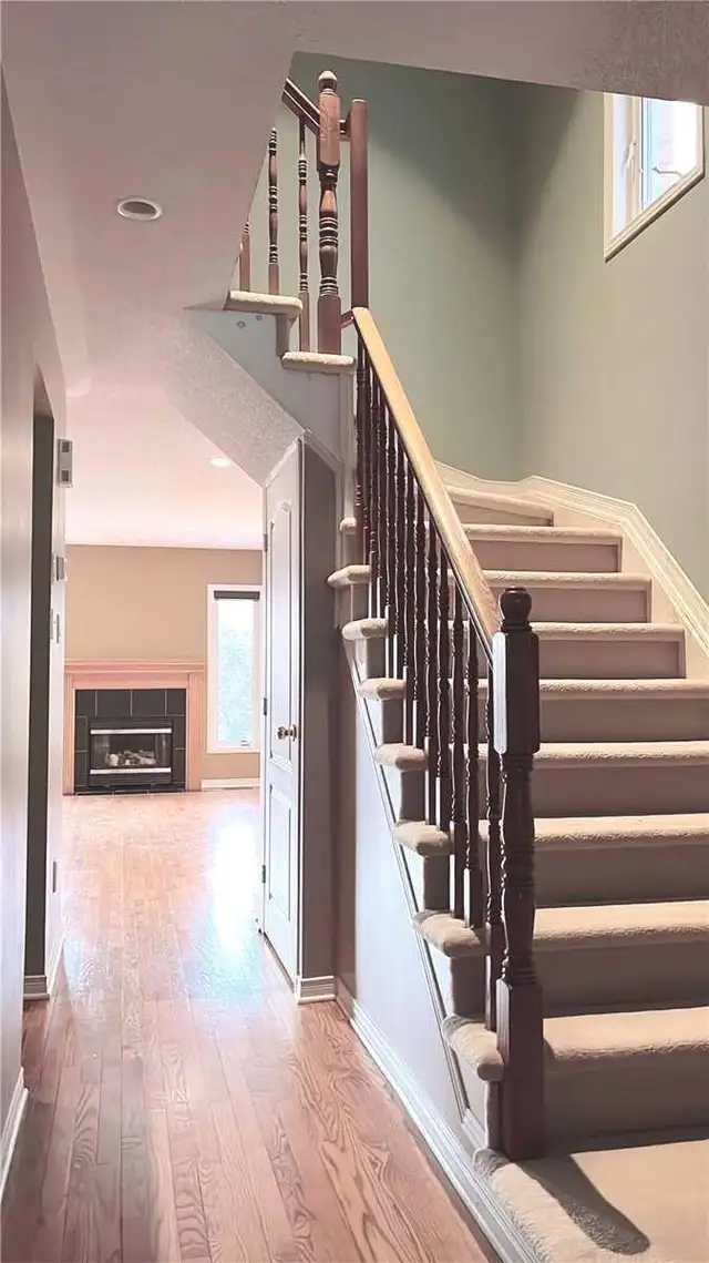 Rooms for Rent in a 4-Bedroom House Near TOH/CHEO ($745/month) - Photo 6