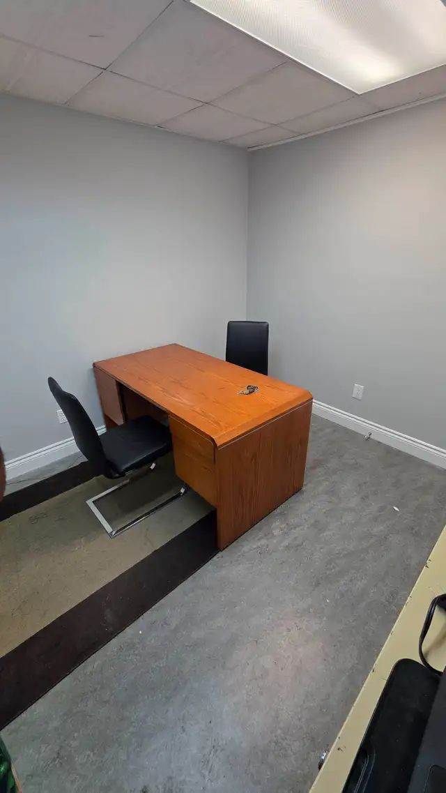 Office for Rent - Mississauga - Photo 2