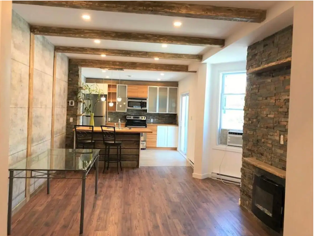 Luxury 4 1/2 Unit (2 Bed) for Rent in Montreal - Photo 2