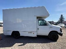 2014 Ford Econoline Cutaway E-350 Super Duty 138' SRW - Photo 2