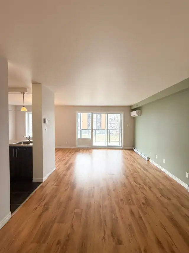 2 MOIS GRATUIT | Grand & lumineux 4 1/2 | Secteur Desjardins - Photo 3