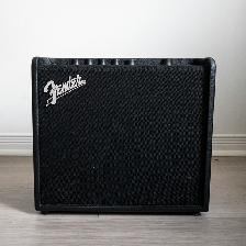 Fender Mustang LT 25 Guitar amp