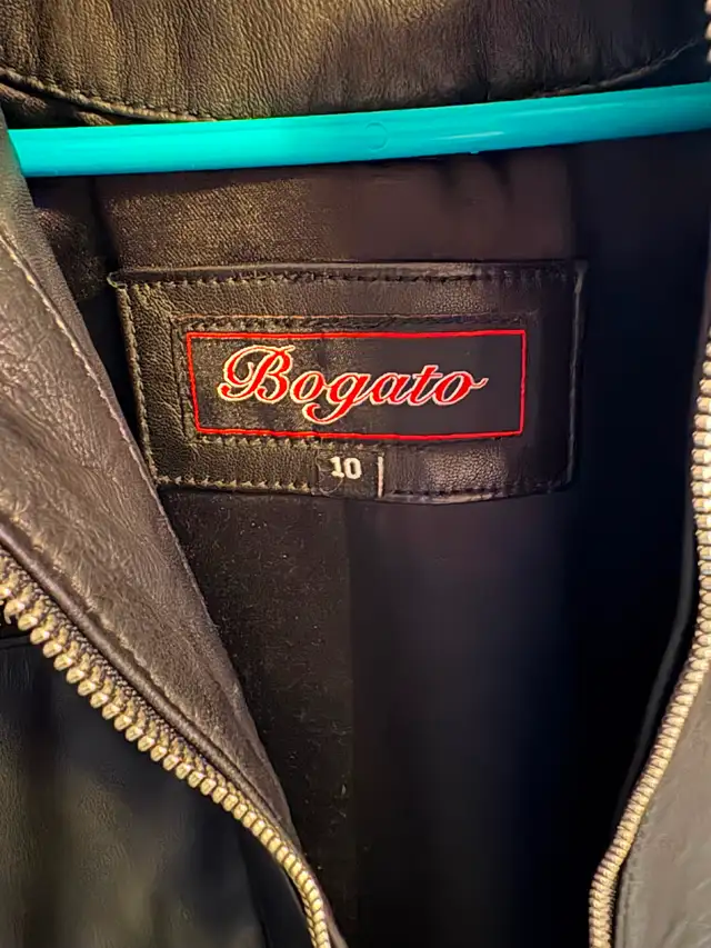 Women’s leather jacket - Photo 3