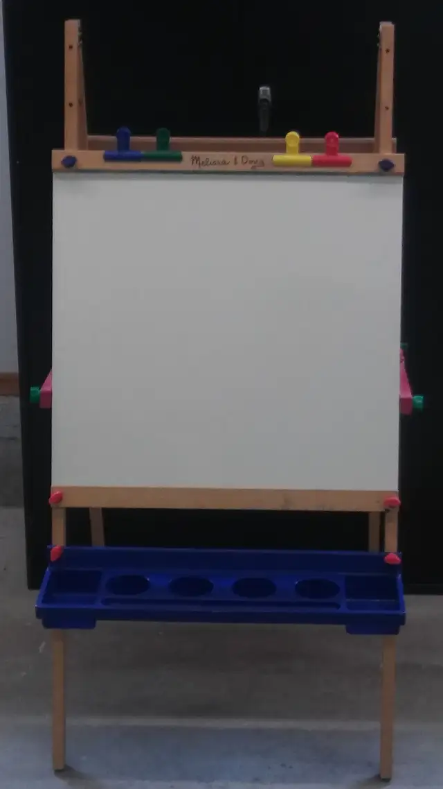 Melissa & Doug Deluxe Standing Multi-Use Art Easel on Wood Frame - Photo 2