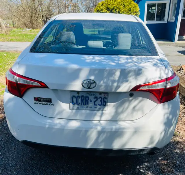 Feels like new! 2016 Toyota Corolla - Photo 3