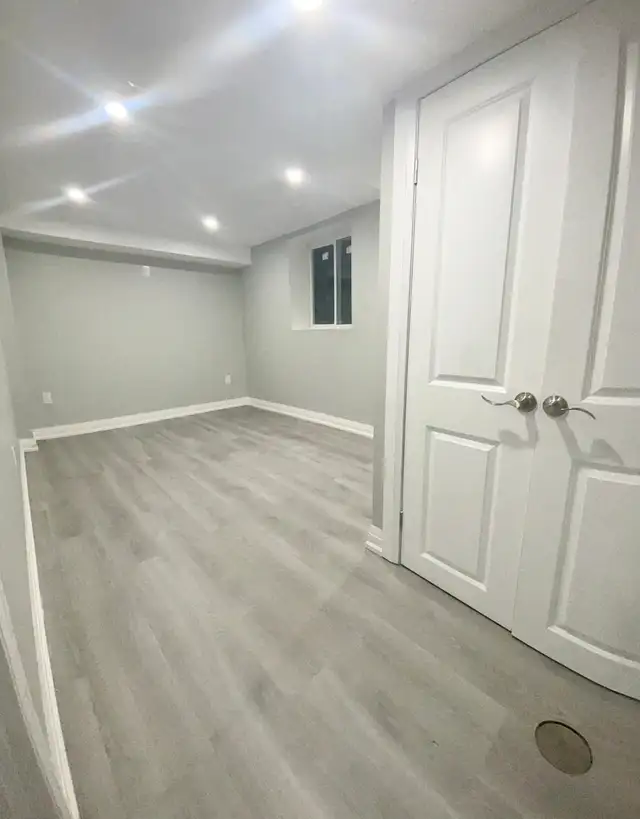 BASEMENT APPT 2 BEDROOM WATERDOWN NEAR ALDERSHOT GO STATION - Photo 4