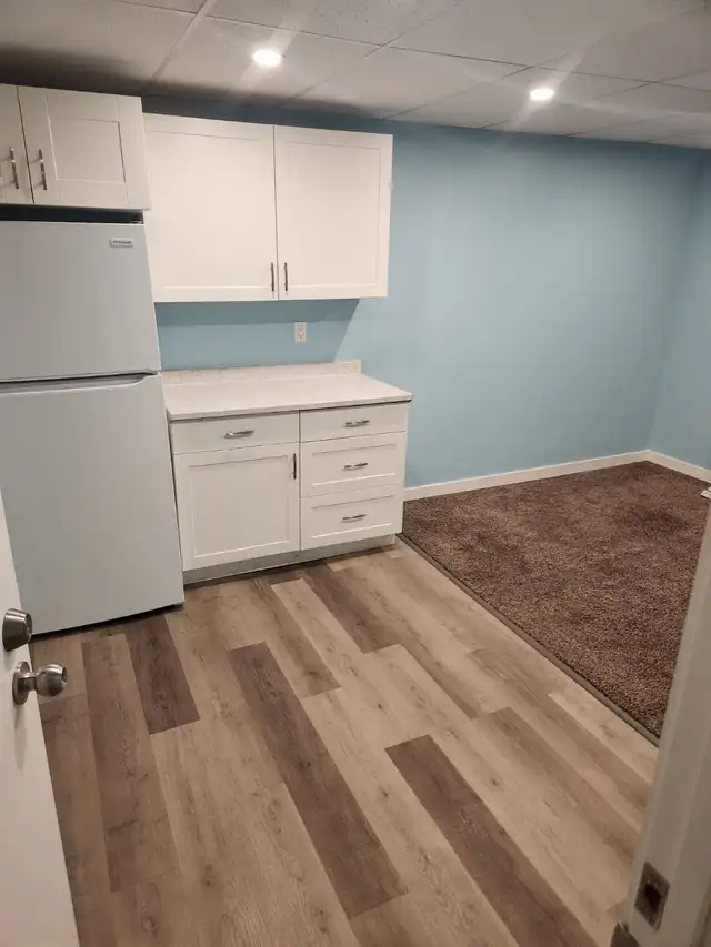A Private Room For Rent  in RED Deer, Prime Location. $600 - Photo 3