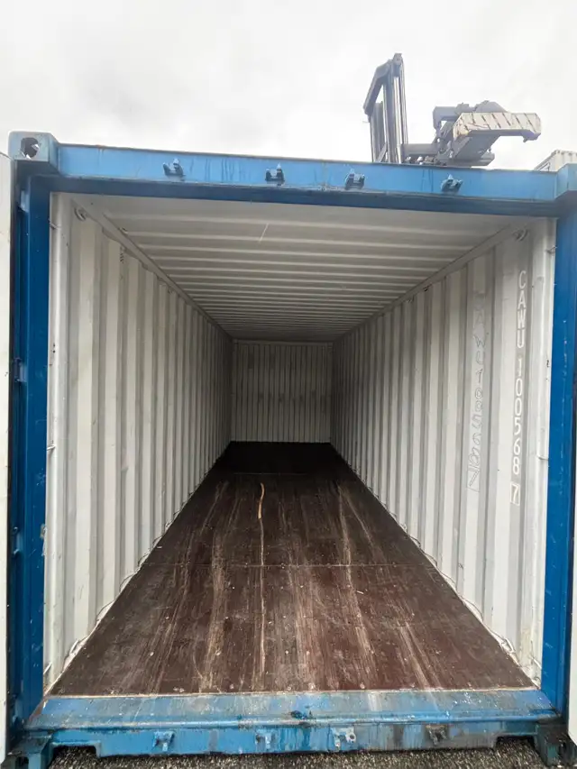 20' Used Shipping Containers for Sale | 4 Years Old | Vancouver - Photo 5