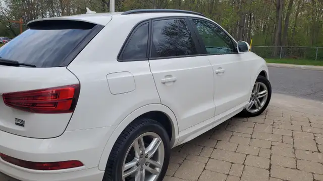 2018 Audi Q3 Quatro Komfort TFSI. Excellent Condition - Photo 3