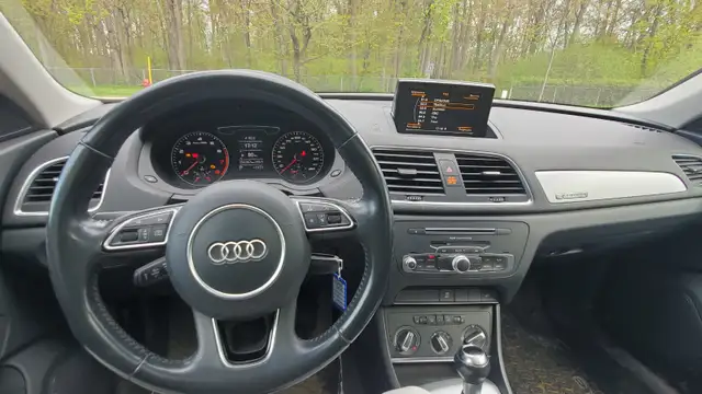 2018 Audi Q3 Quatro Komfort TFSI. Excellent Condition - Photo 7