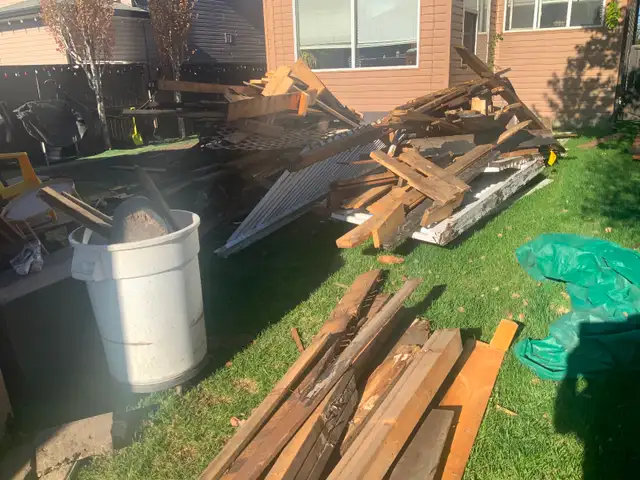 Handymen with utility trailer
