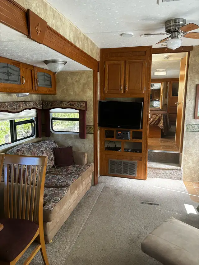 29ft 2009 Denali trailer - Photo 10