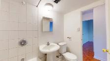 2 Bedroom 1 Bath - June 1st - Steps to uOttawa and the Market - Photo 12