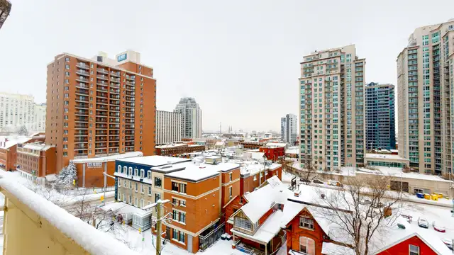 2 Bedroom 1 Bath - June 1st - Steps to uOttawa and the Market - Photo 13