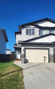 #8571 - 3 Bed/2.5 Bath Duplex in Westgate w/ Central AC! $2500
