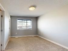 #8571 - 3 Bed/2.5 Bath Duplex in Westgate w/ Central AC! $2500 - Photo 9