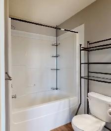 #8571 - 3 Bed/2.5 Bath Duplex in Westgate w/ Central AC! $2500 - Photo 13