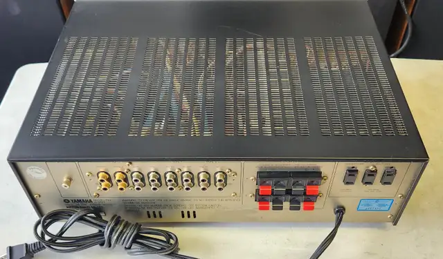 YAMAHA A-960 STEREO INTEGRATED AMPLIFIER - Photo 6