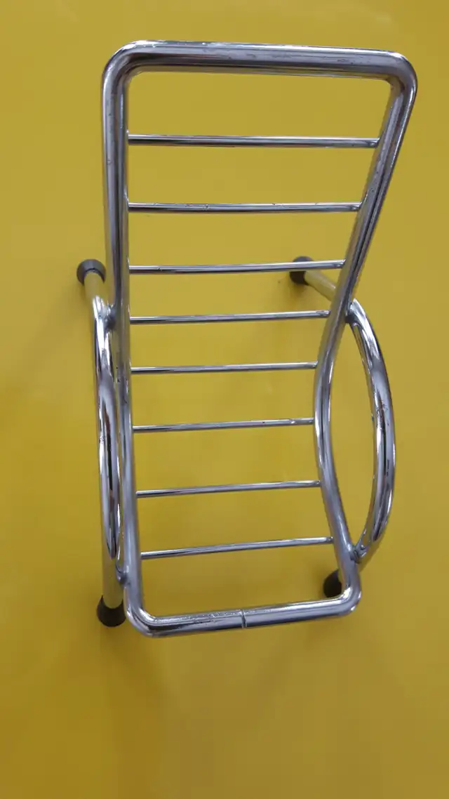 POUPÉE NEUVE BÉBÉ MOBILE 8'HAUT SA CHAISE EN MÉTAL $5.00 CHACUNE - Photo 2