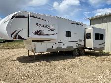 Heartland , 2013 Sundance 5 th wheel camper - Photo 2