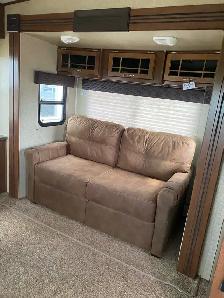Heartland , 2013 Sundance 5 th wheel camper - Photo 6